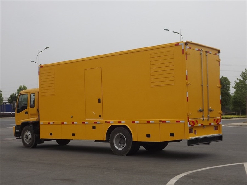 吴兴发电车租赁-柴油发电机组的清污方法怎么选用才正确