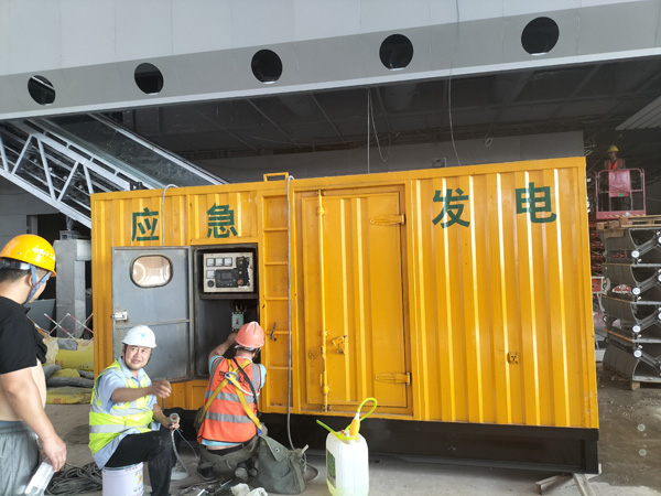 吴兴怎样判断空气滤清器是否需要更换？