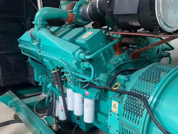 吴兴更换100kW柴油发电机组机油时，需要注意哪些事项？